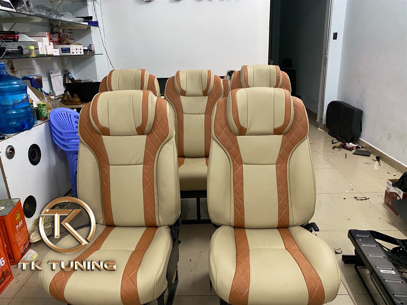 dia chi do ghe limousine cho xe o to tai 7 cho tai thanh pho thu duc